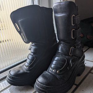 Black Leather Boots Shelly's Shoes Size 7.5